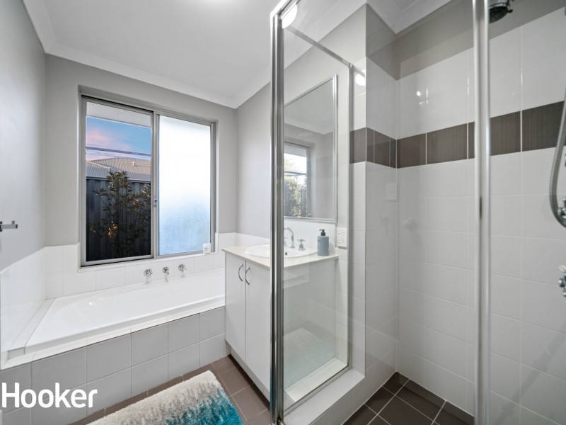 8 Delaney Road, Aveley WA 6069