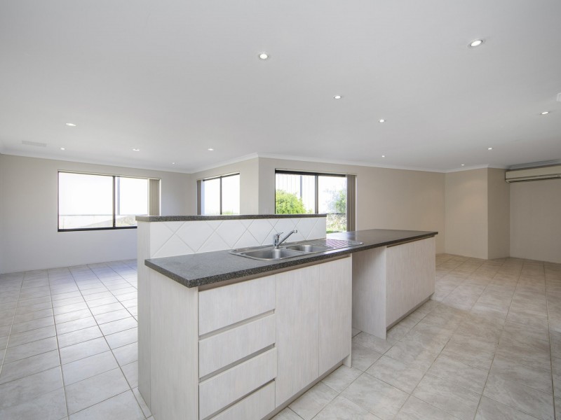 9 Ely Place, Clarkson WA 6030