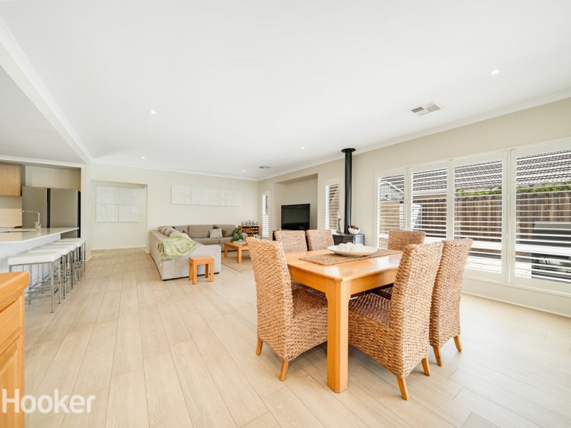 19 Badminton Cross, The Vines WA 6069