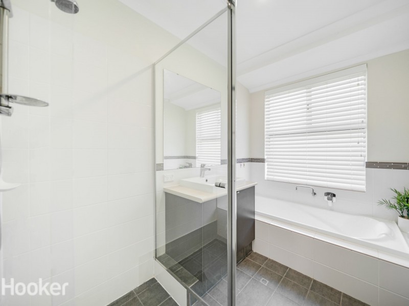 19 Badminton Cross, The Vines WA 6069