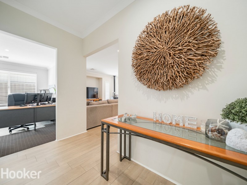 19 Badminton Cross, The Vines WA 6069