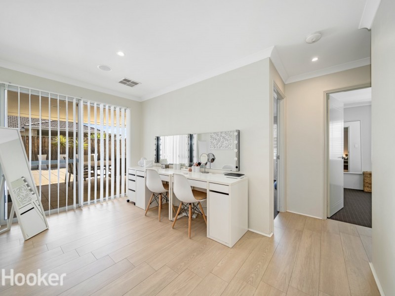 19 Badminton Cross, The Vines WA 6069