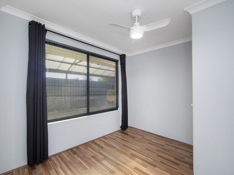 25 Kurrajong Boulevard, Banksia Grove WA 6031