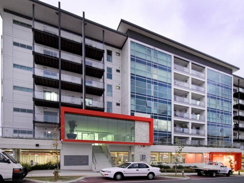 405/17 Malata Crescent, Success WA 6164