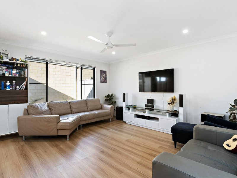 81 Elmridge Parkway, Ellenbrook WA 6069