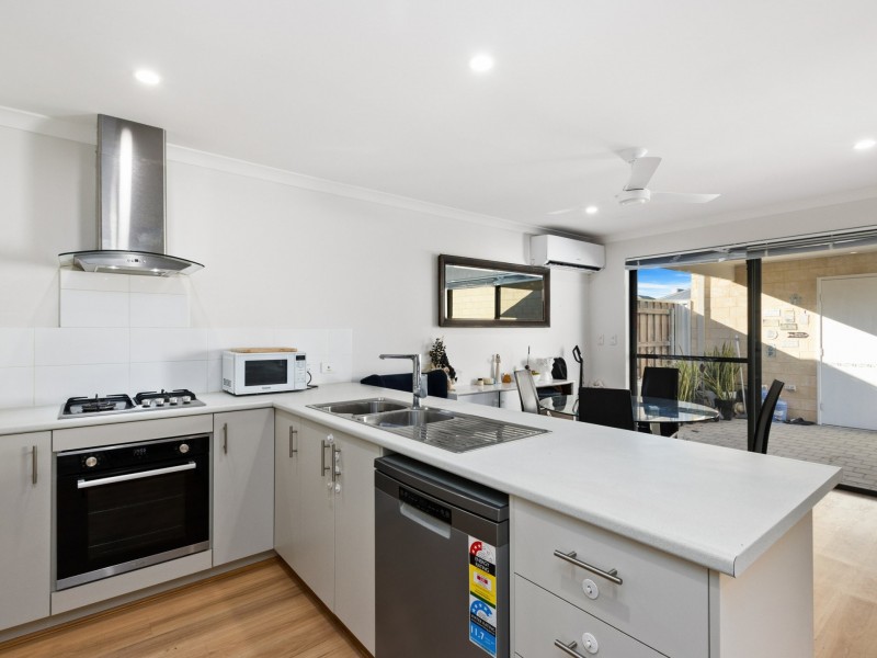 81 Elmridge Parkway, Ellenbrook WA 6069