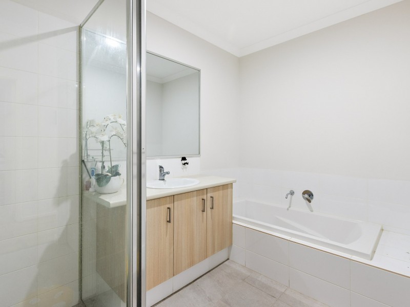 81 Elmridge Parkway, Ellenbrook WA 6069