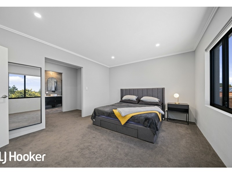 6B Traine Court, Heathridge WA 6027