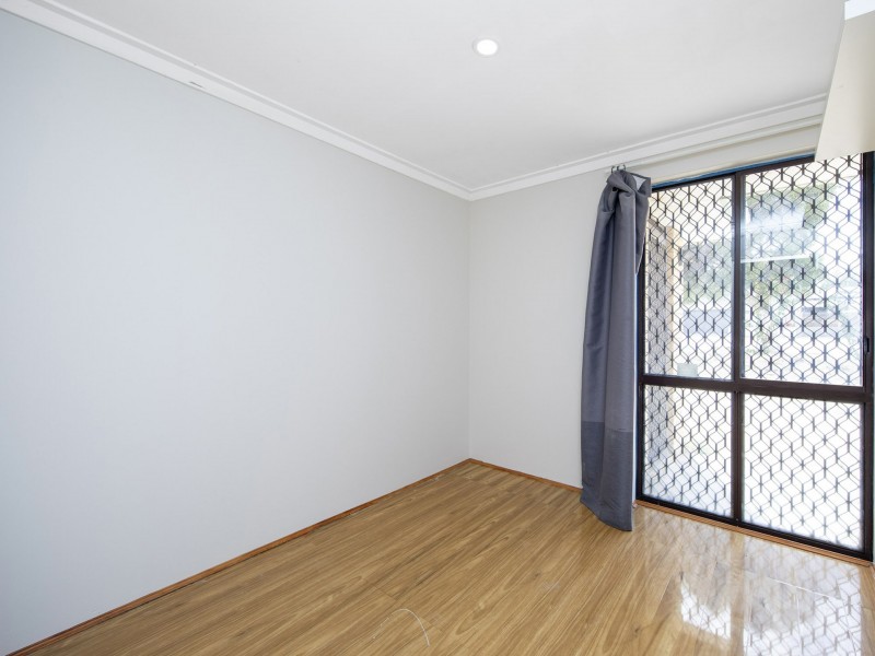 55 Redcliffe Avenue, Balga WA 6061