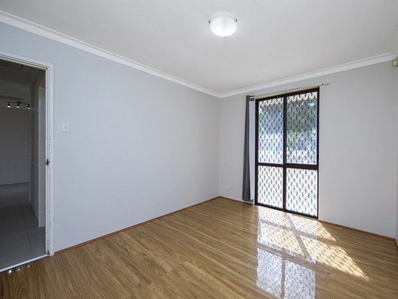 55 Redcliffe Avenue, Balga WA 6061