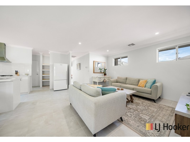 3 Aureolin Road, Eglinton WA 6034