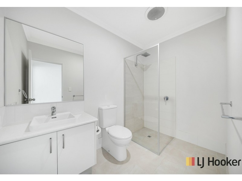 3 Aureolin Road, Eglinton WA 6034