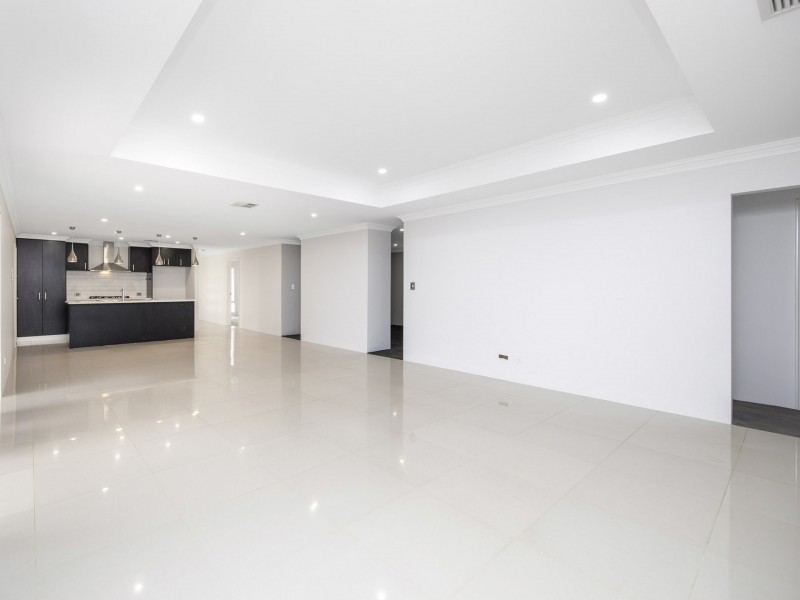 7 Elda Way, Alkimos WA 6038