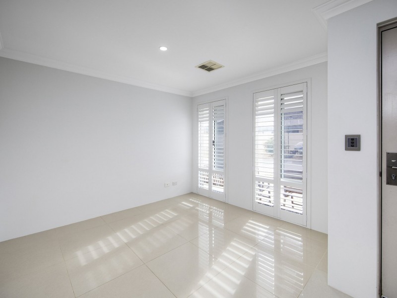 7 Elda Way, Alkimos WA 6038