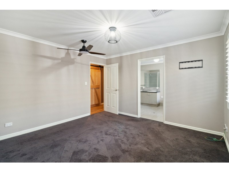 59 Redstone Trail, Ellenbrook WA 6069