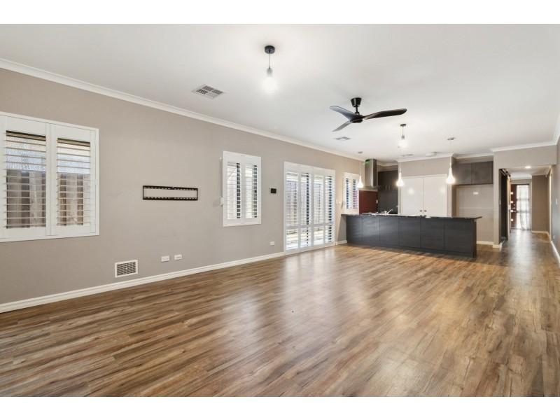 59 Redstone Trail, Ellenbrook WA 6069