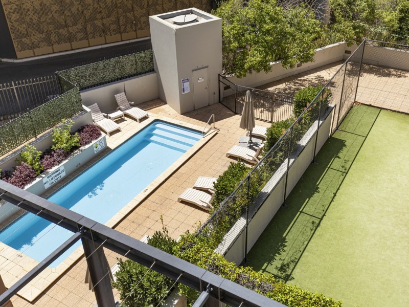 301/112 Mounts Bay Road, Perth WA 6000