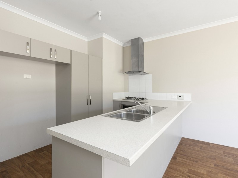 53 Kerkeri Heights, Lakelands WA 6180