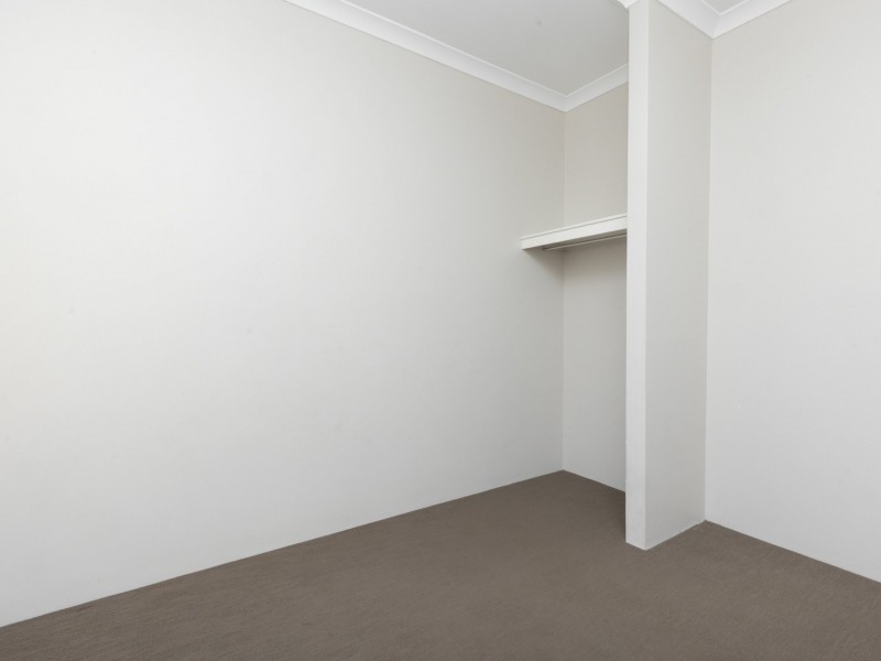 53 Kerkeri Heights, Lakelands WA 6180
