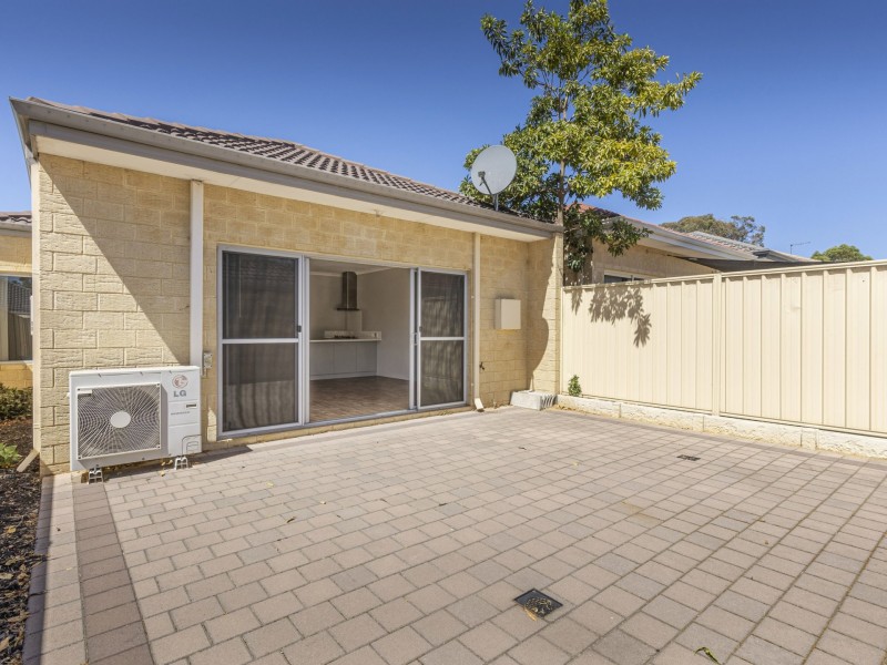 53 Kerkeri Heights, Lakelands WA 6180