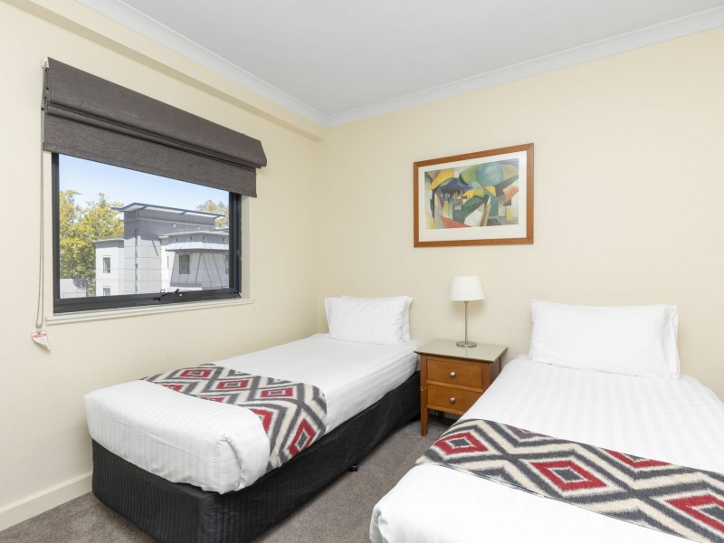 211/112 Mounts Bay Road, Perth WA 6000