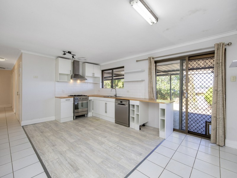 27 Barndie Way, Wanneroo WA 6065