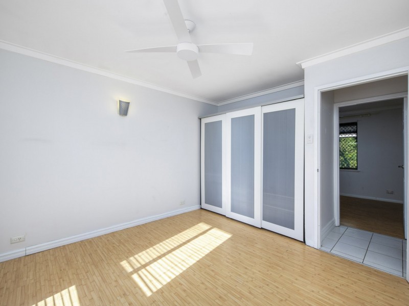 27 Barndie Way, Wanneroo WA 6065