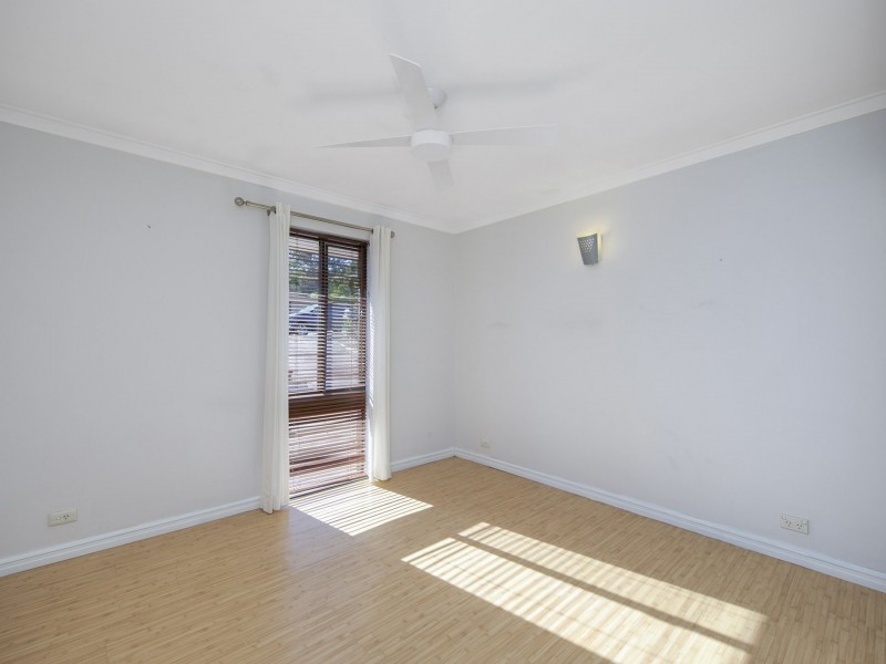 27 Barndie Way, Wanneroo WA 6065