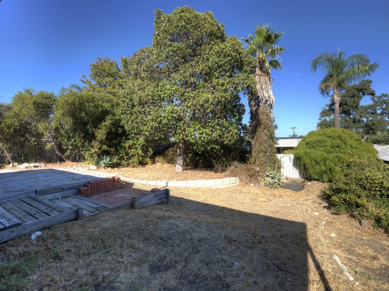 27 Barndie Way, Wanneroo WA 6065