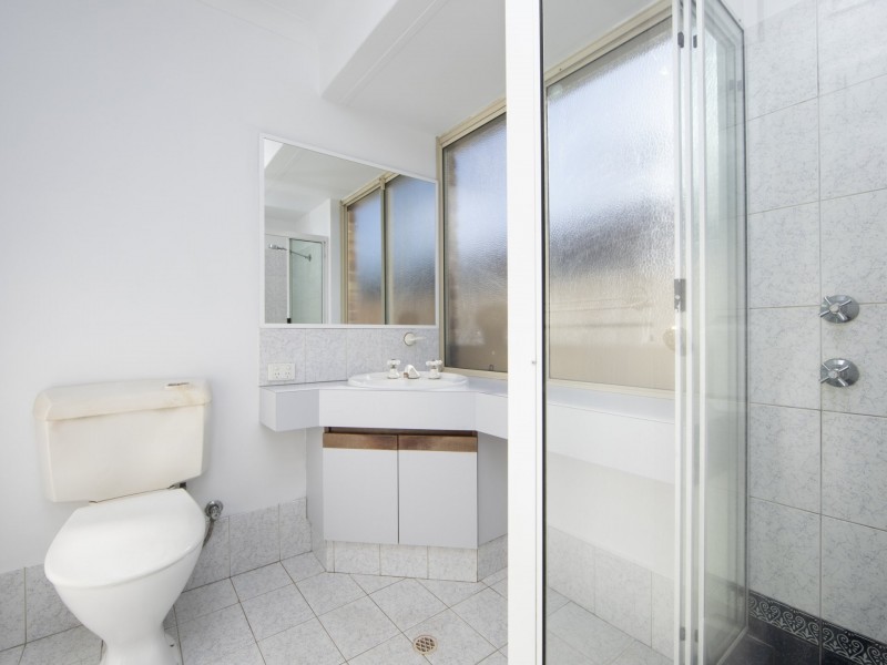 93 Clipper Drive, Ballajura WA 6066