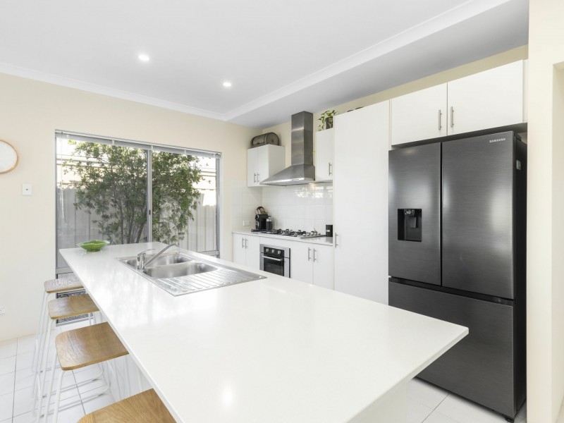 25 Carmathen Avenue, Butler WA 6036