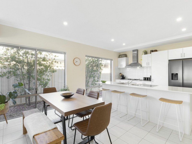 25 Carmathen Avenue, Butler WA 6036