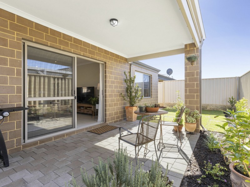 25 Carmathen Avenue, Butler WA 6036