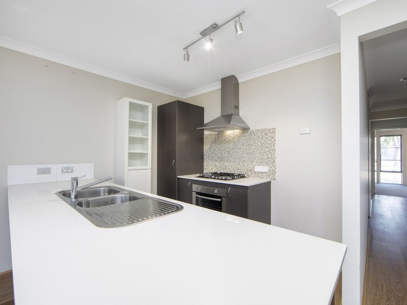 6 Counter Way, Alkimos WA 6038