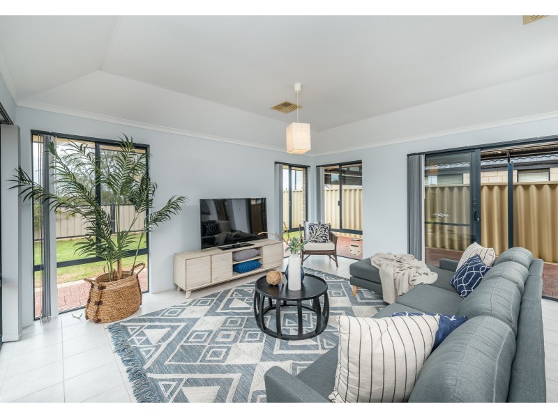 1 Swavesey Avenue, Butler WA 6036