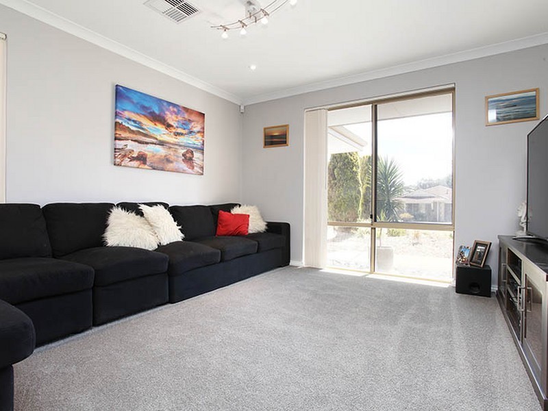 9 Fontana Cove, Joondalup WA 6027