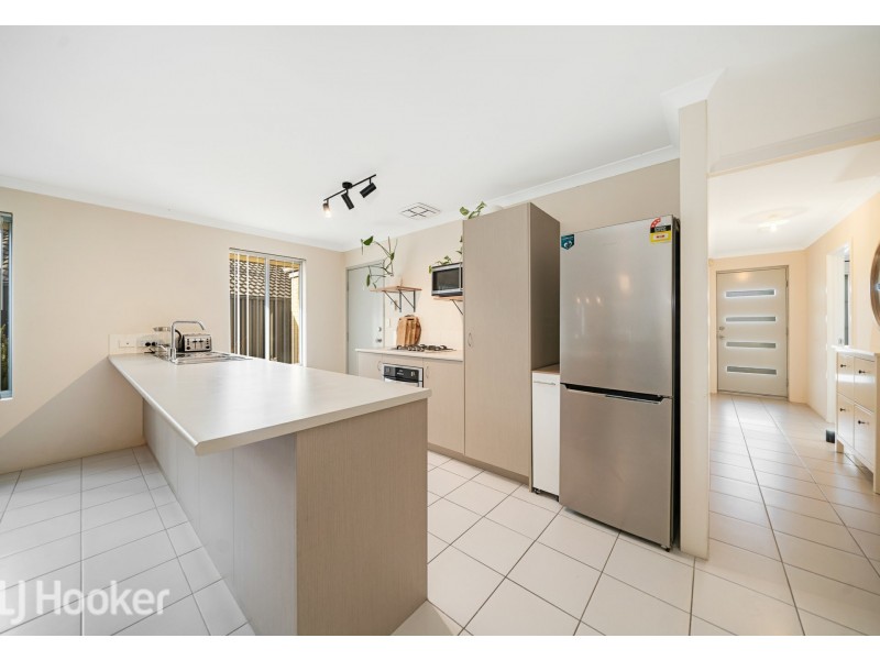 19 Cabernet Loop, Pearsall WA 6065