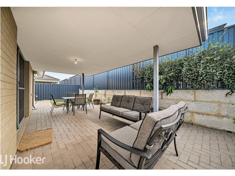 19 Cabernet Loop, Pearsall WA 6065