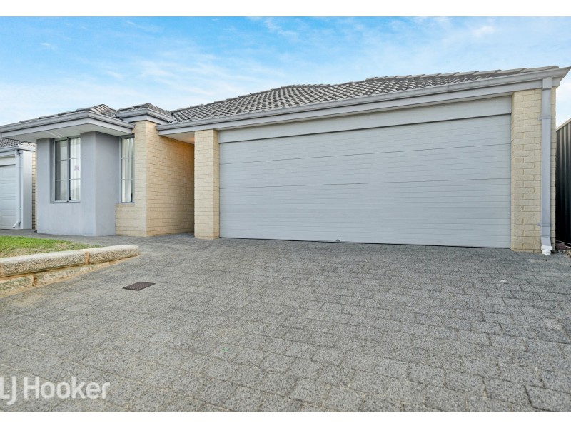 19 Cabernet Loop, Pearsall WA 6065