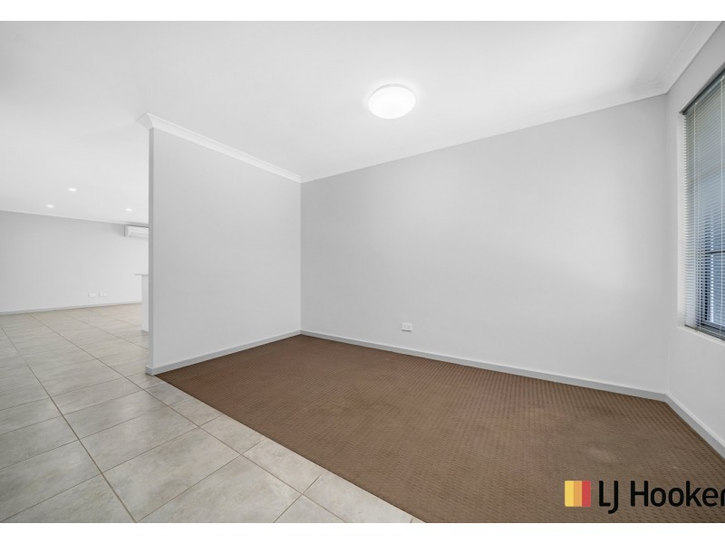 8 Fiano Cross, Caversham WA 6055