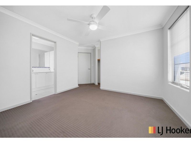 8 Fiano Cross, Caversham WA 6055