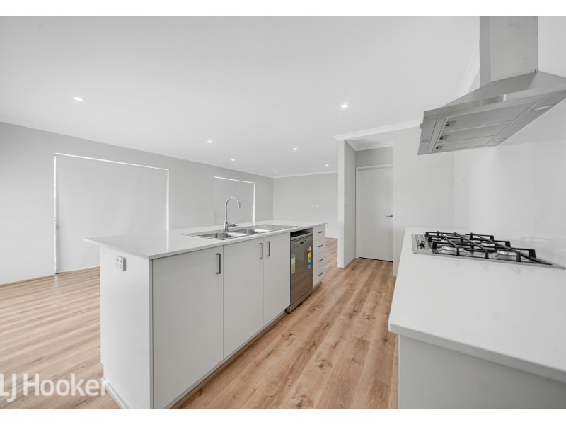 10 Primrose Road, Alkimos WA 6038