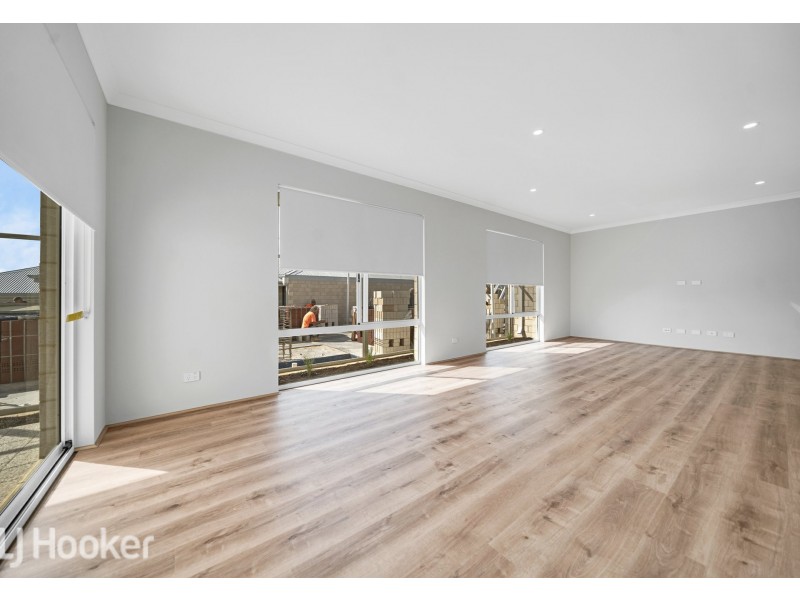 10 Primrose Road, Alkimos WA 6038