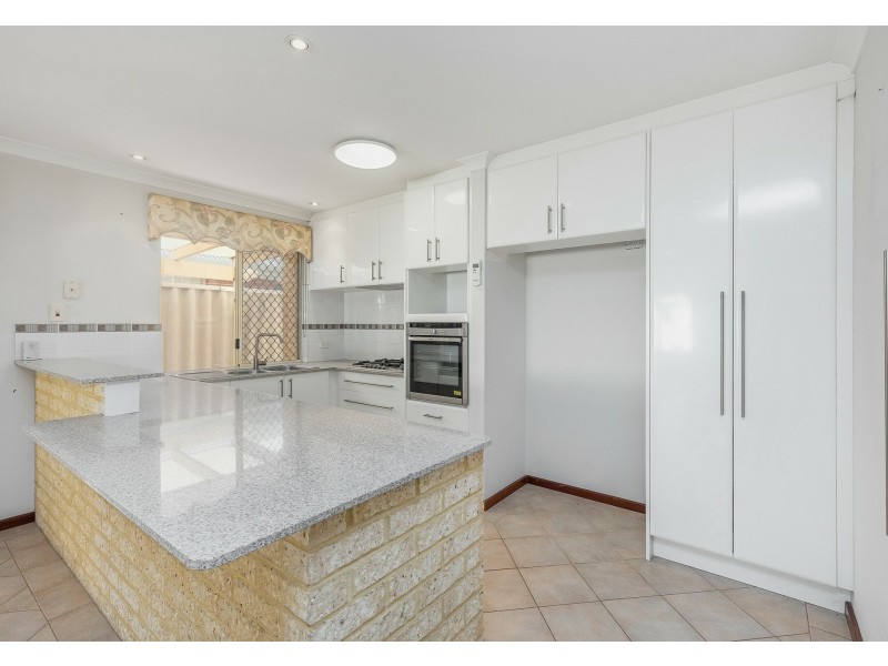 5 Jacka Close, Marangaroo WA 6064