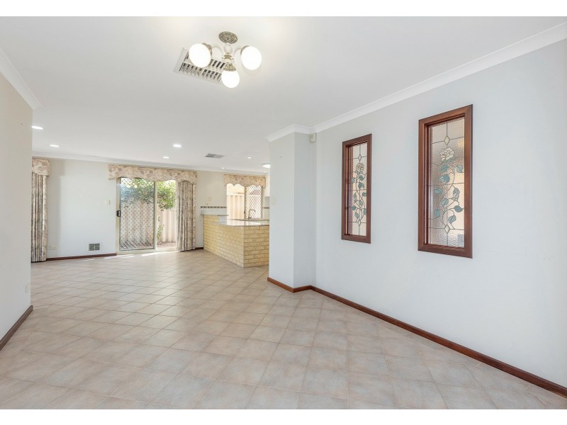 5 Jacka Close, Marangaroo WA 6064