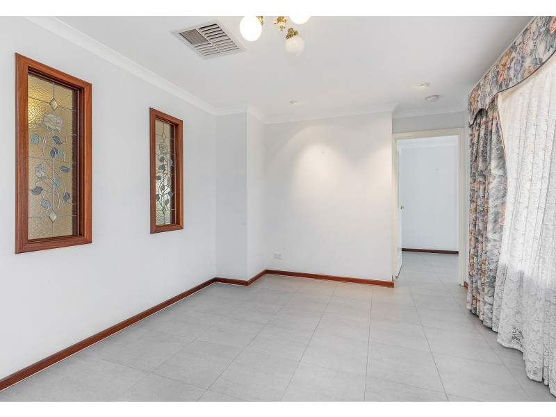 5 Jacka Close, Marangaroo WA 6064