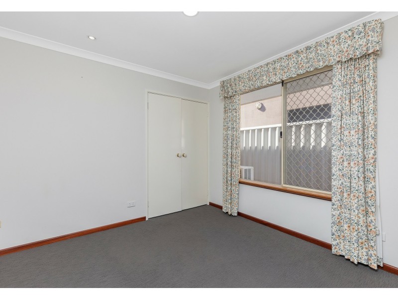 5 Jacka Close, Marangaroo WA 6064