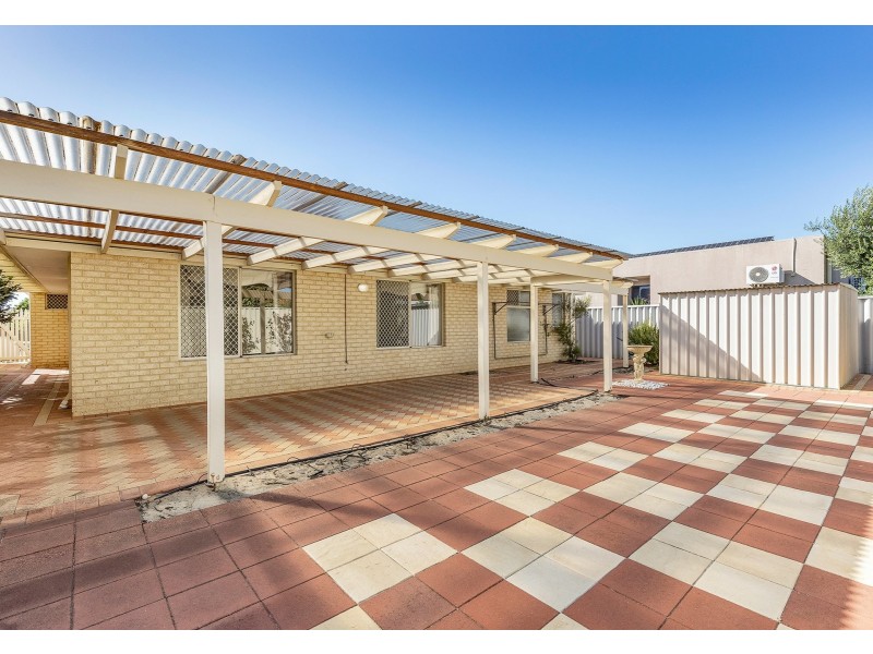 5 Jacka Close, Marangaroo WA 6064