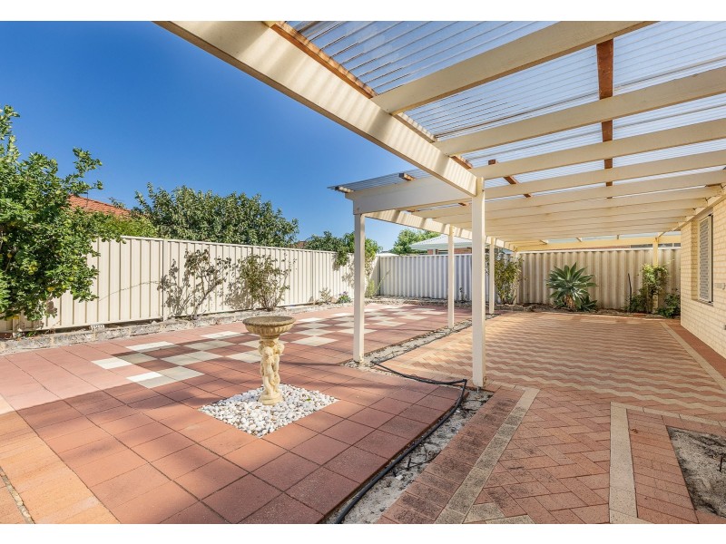 5 Jacka Close, Marangaroo WA 6064