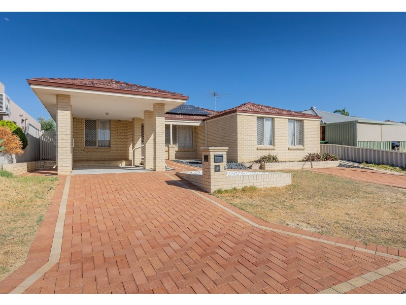5 Jacka Close, Marangaroo WA 6064